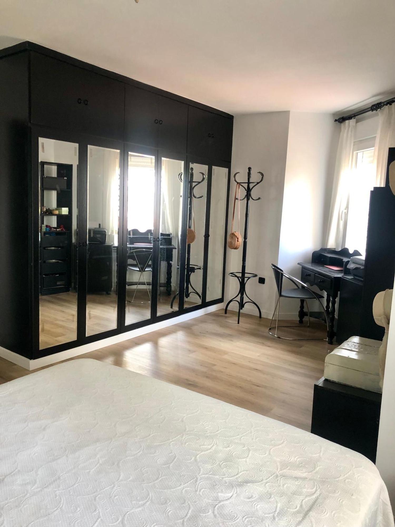 Habitacion Con Smart Tv En Piso Compartido Con Bano Privado O Compartido Malaga Sol Exteriör bild